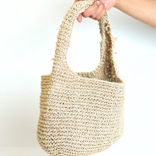 Premium Handwoven Straw Shoulder Bag – Eco-Friendly & Stylish Tote for Women